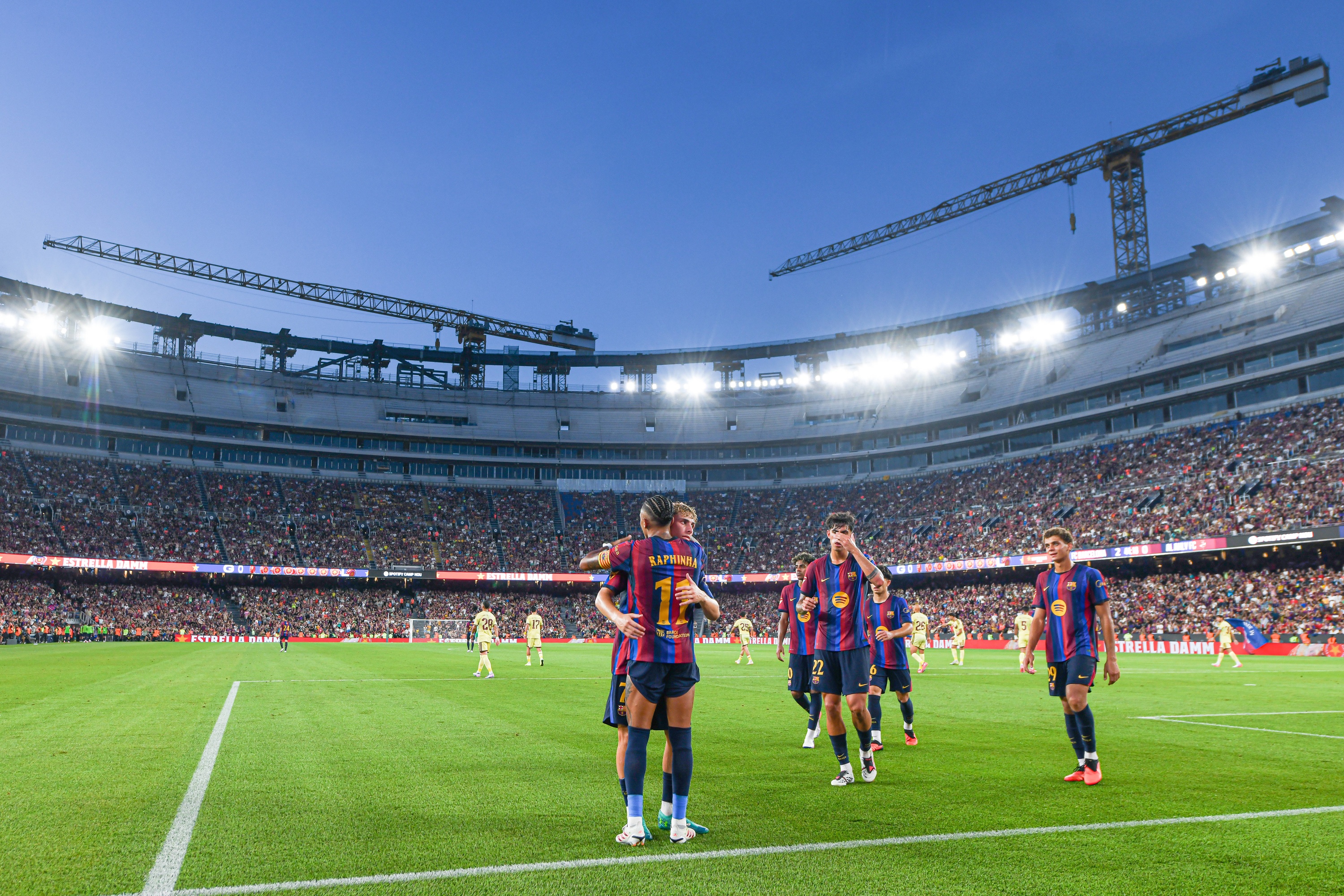 Kurs 200.0 na wygraną FC Barcelony w meczu z Elche! Absolutny hit na niedzielę