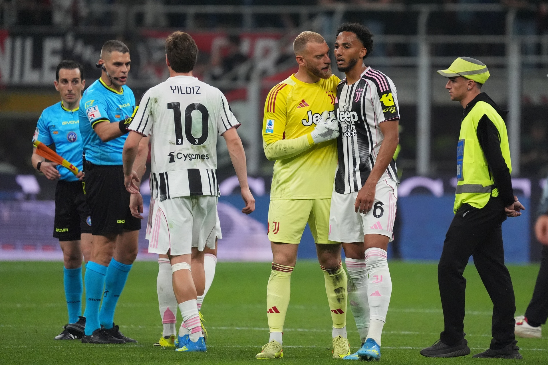 Juventus pozbywa się piłkarza. Jest o krok od Premier League