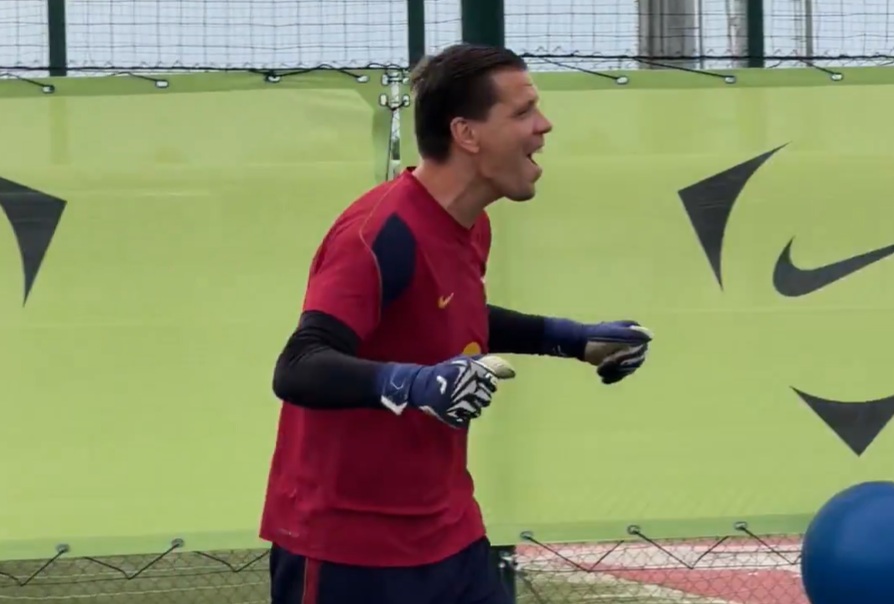 Tak Szczęsny przywitał Livakovicia. Sceny na treningu Barcelony [WIDEO]
