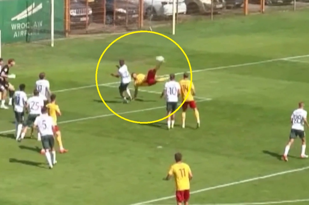 Były reprezentant Polski znów to zrobił! Kolejny gol przewrotką [WIDEO]