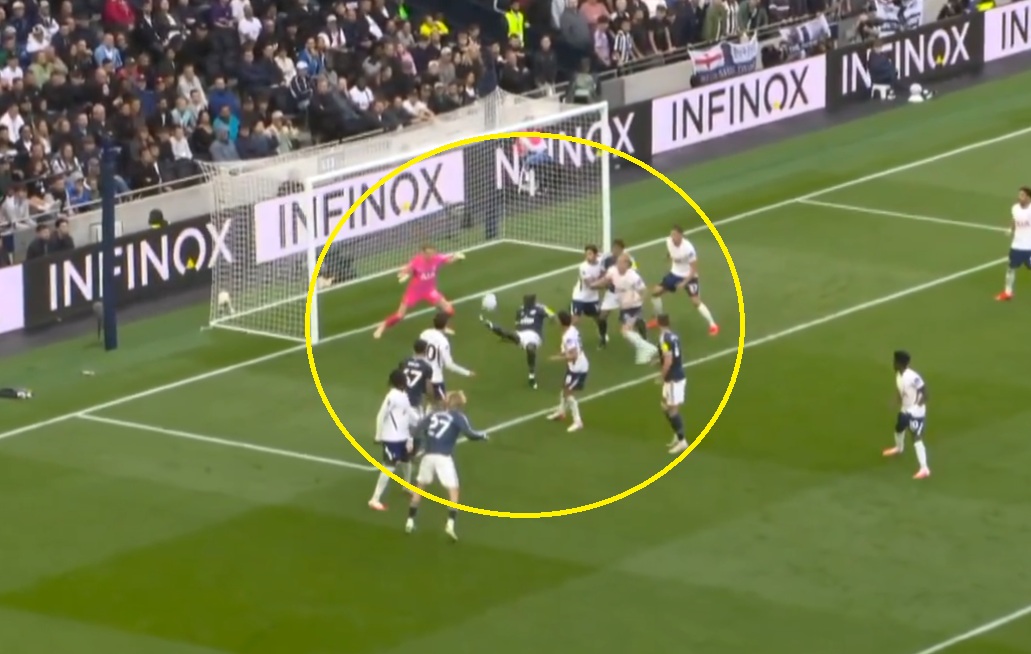 Jak on to strzelił?! Tottenham na deskach, kibice wyszli ze stadionu
