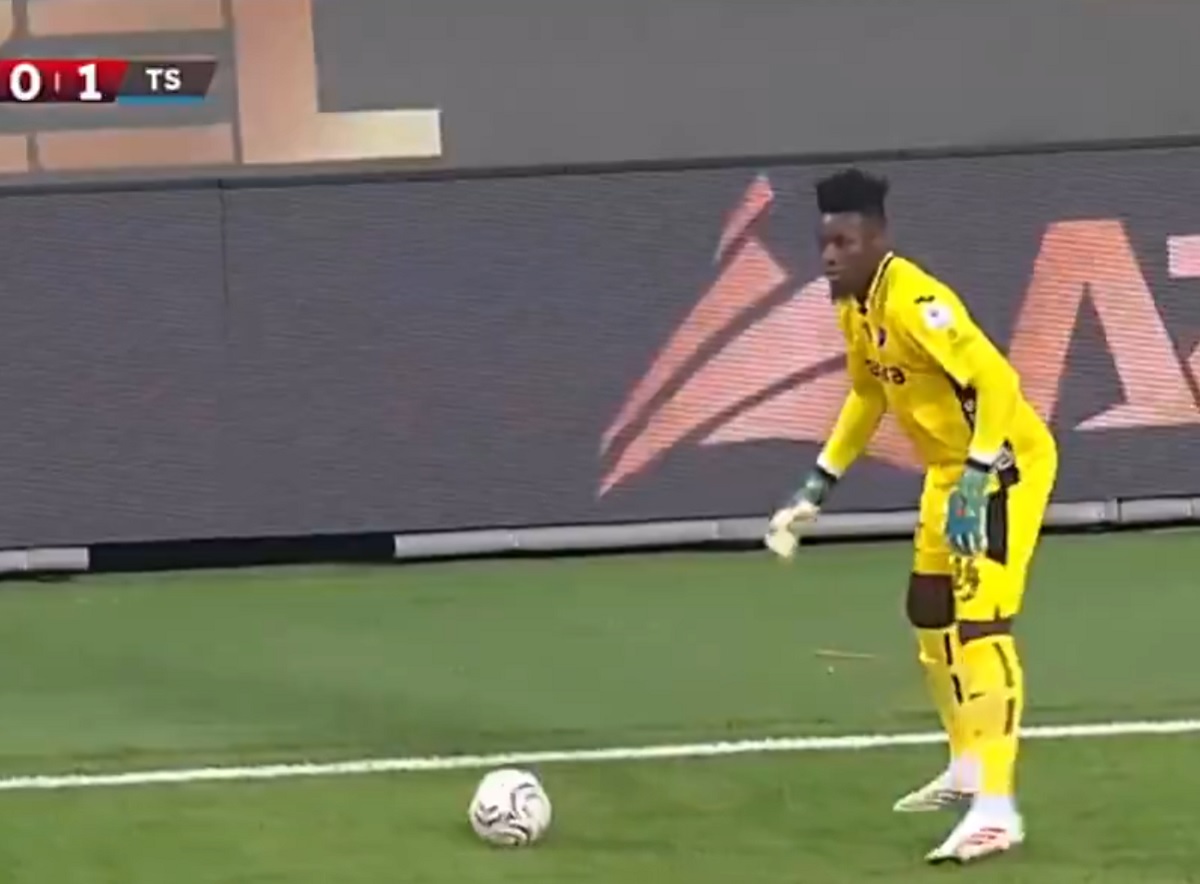 Fatalne zachowanie Onany. Wpadka po odejściu z Man United [WIDEO]