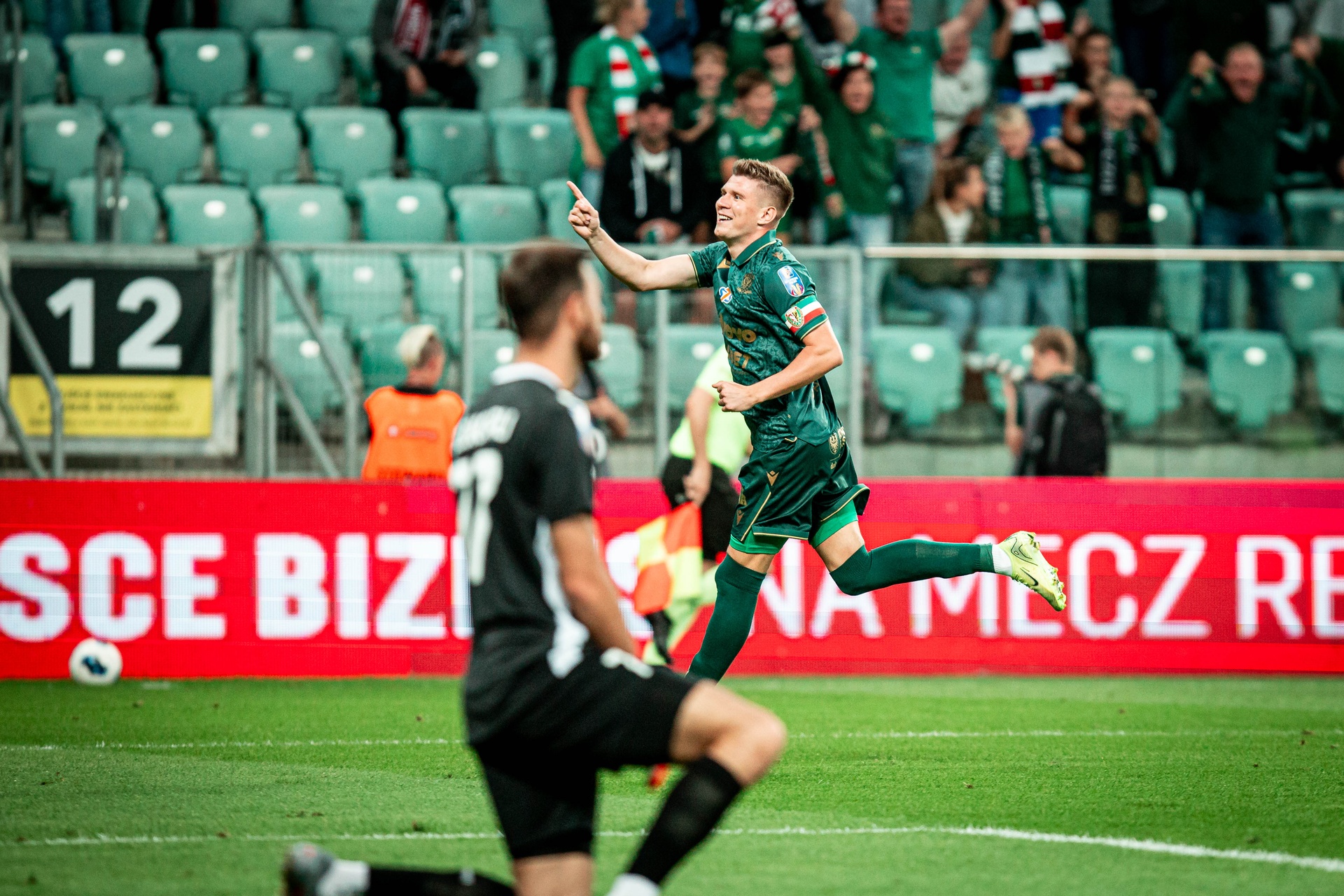 Samiec-Talar pogrążył Pogoń! Cudowny gol i asysta na wagę awansu Śląska [WIDEO]
