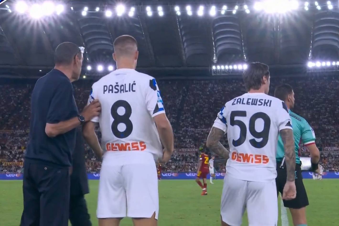 Miło już było. Tak przywitano Zalewskiego w Rzymie [WIDEO]