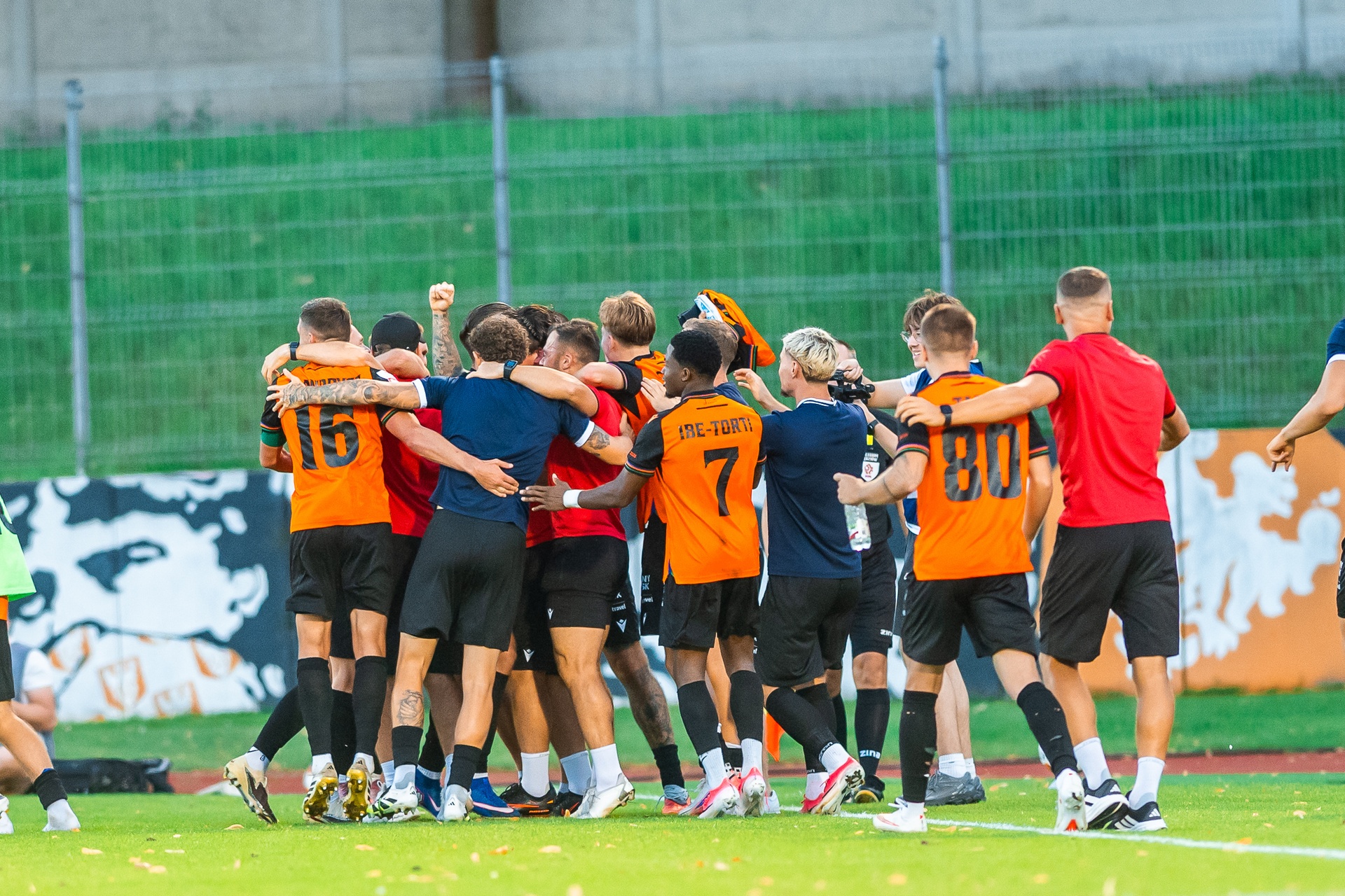 Ciekawy transfer na zapleczu Ekstraklasy. Był zgłoszony do Ligi Mistrzów