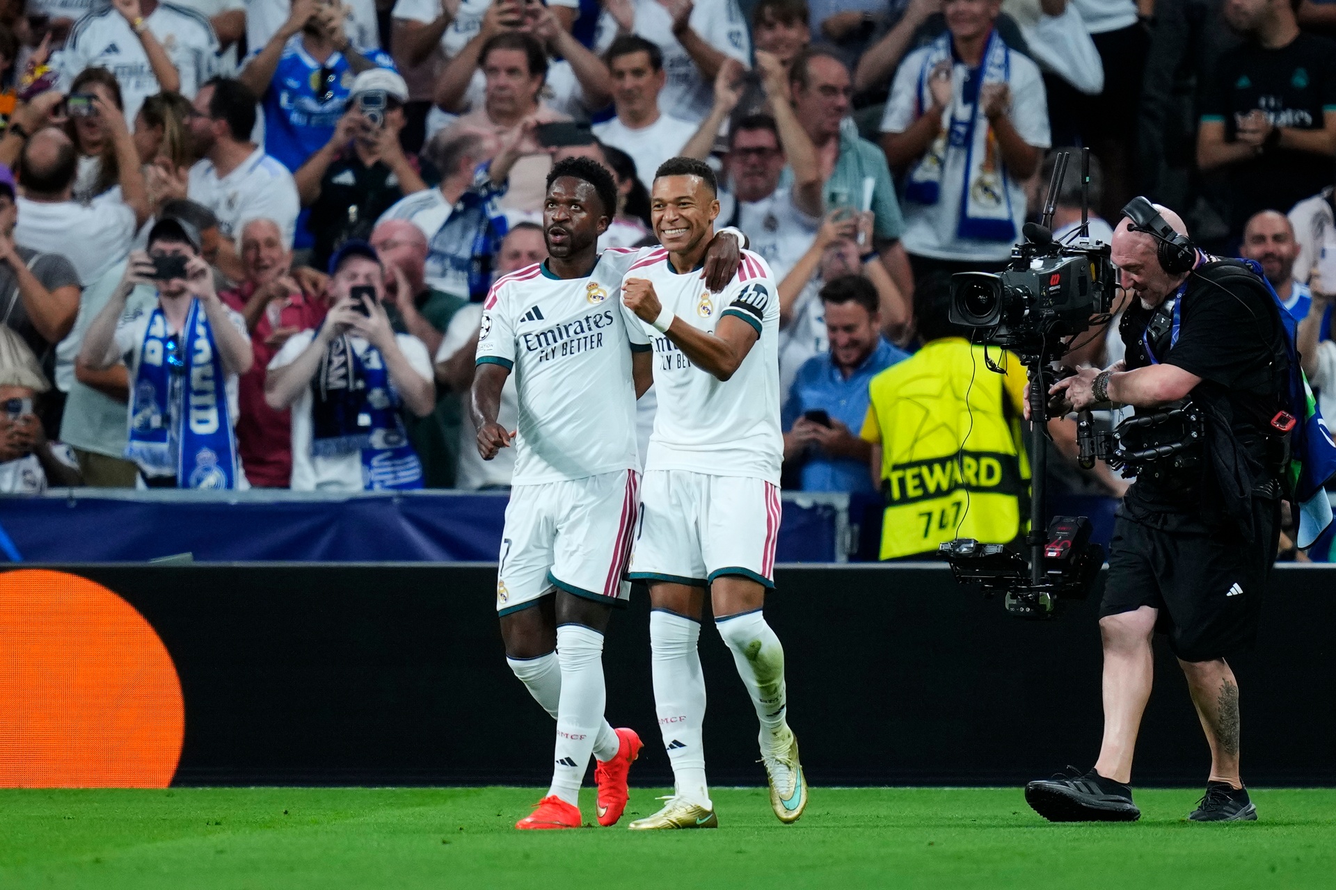 Wyjątkowy wyczyn Mbappe. Zrównał się z legendą