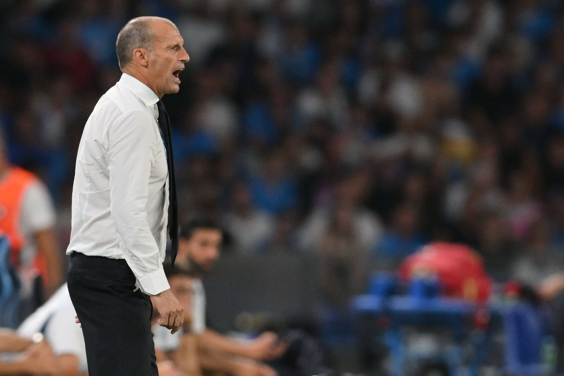 Bezlitosny Allegri. Gracz Napoli wyrzucony na trybuny