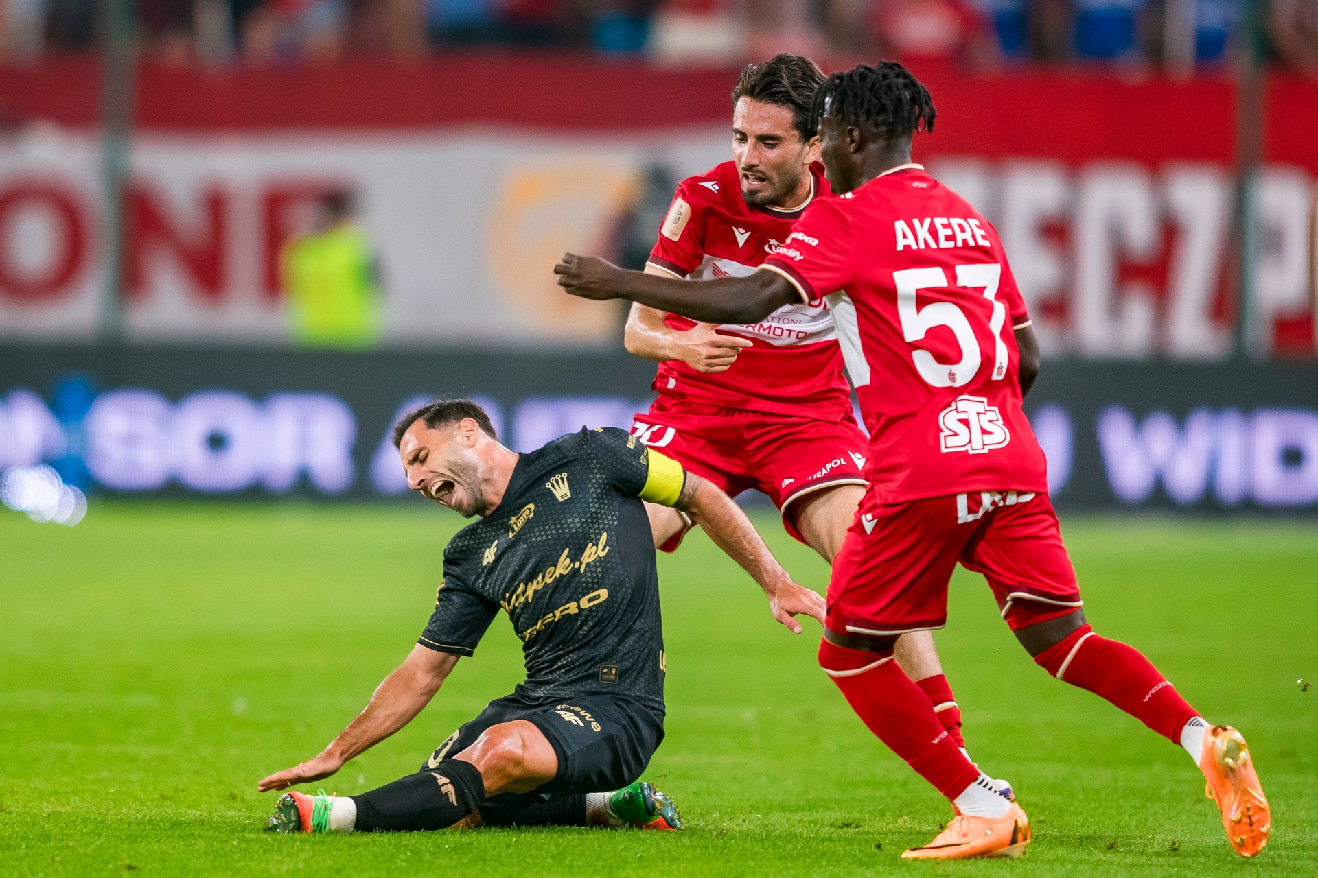Media: Piłkarz odszedł z Widzewa. Wiadomo, ile może na nim zarobić