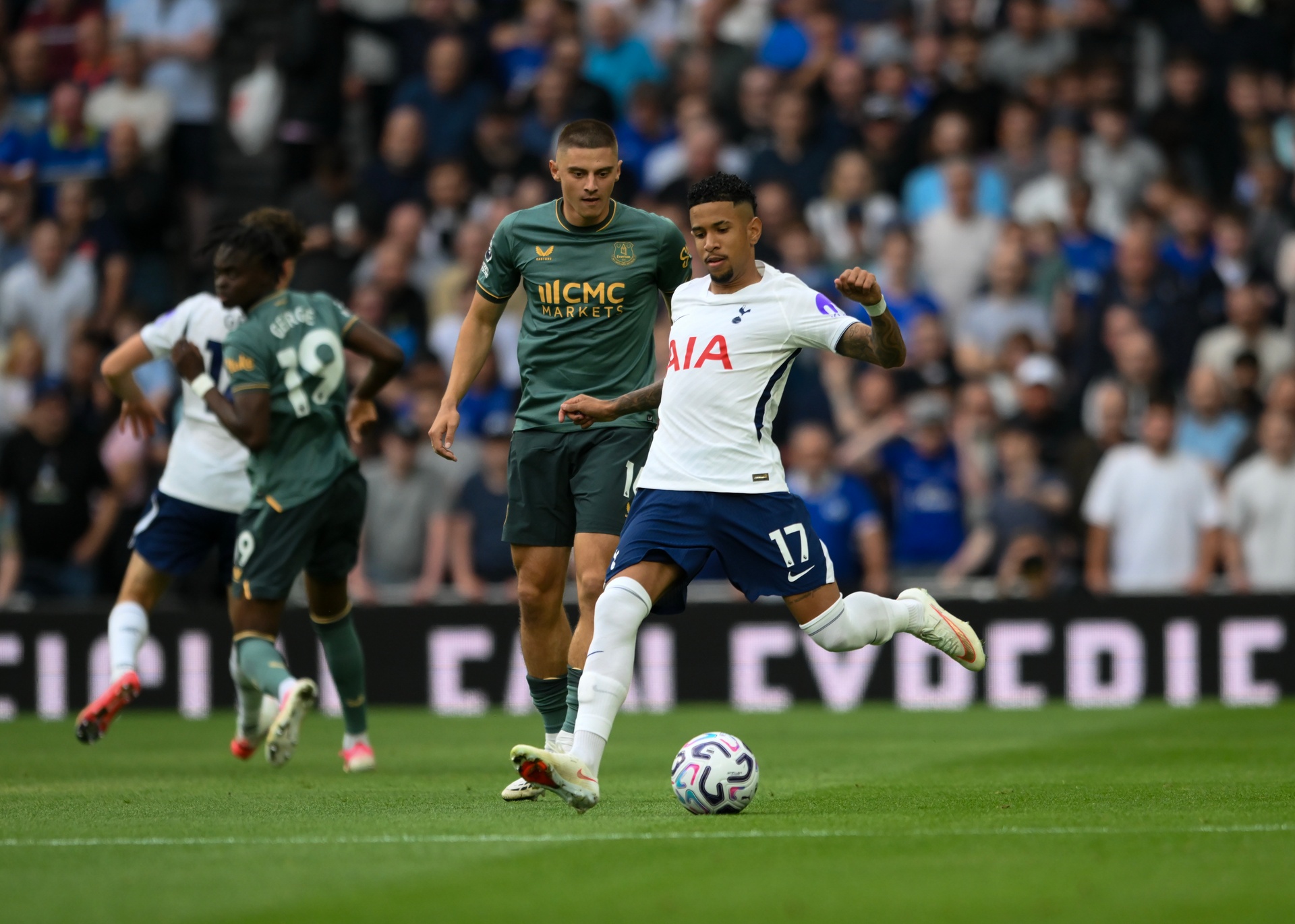 Ponad 350 mln euro na transfery i nic. Tottenham znowu zawiódł