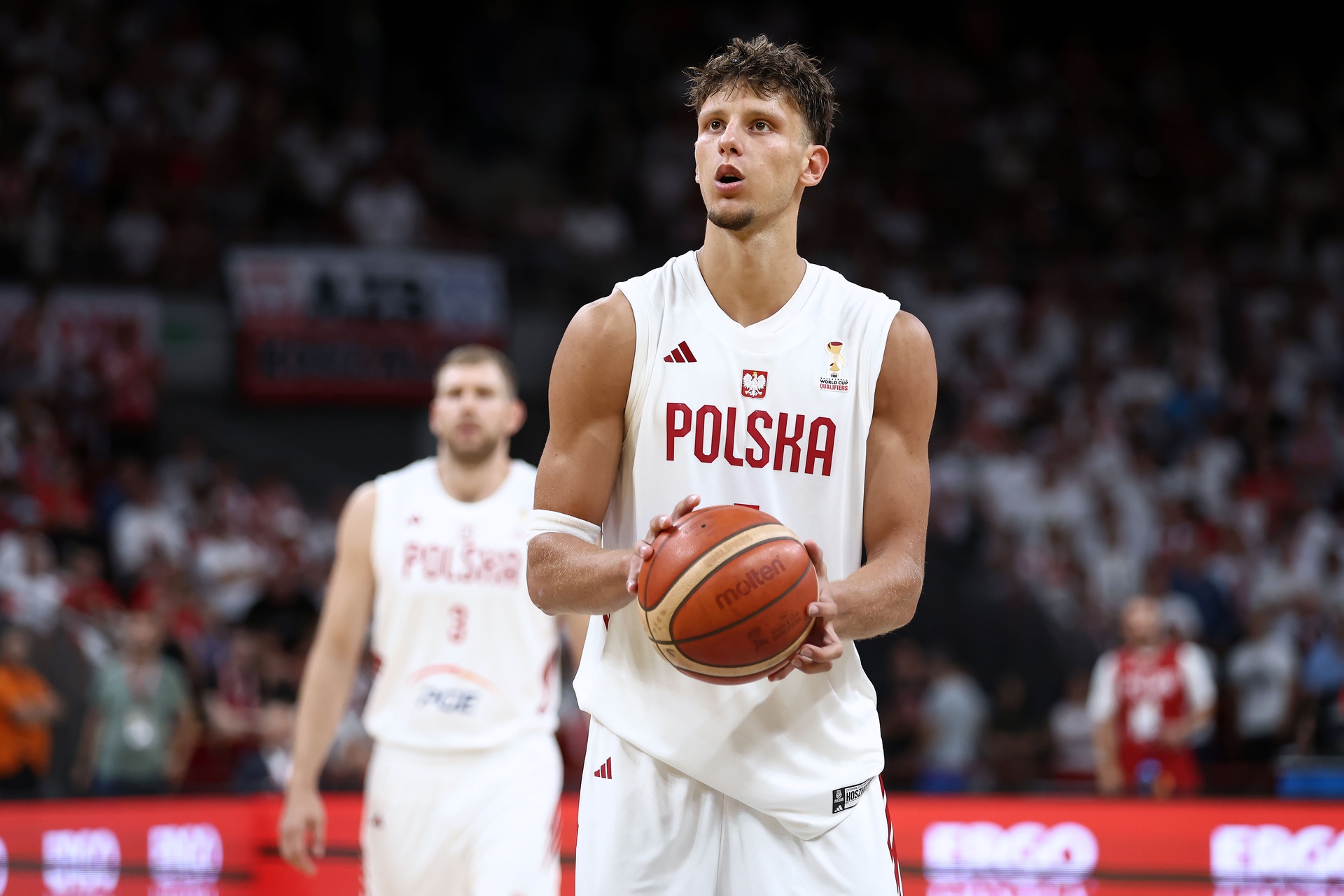 Media: Polak podpisał kontrakt z mistrzami NBA. Życiowa szansa