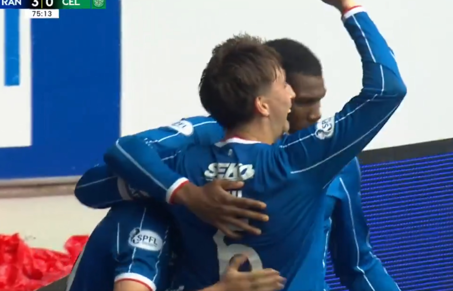 Słynne derby dla Rangers. Potentat na kolanach, wyleciał z pucharu