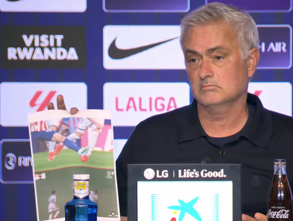 Mourinho odpalił się na konferencji. Mocny atak na sędziego