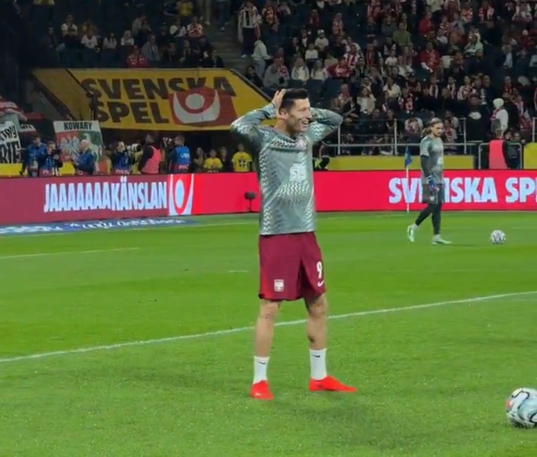 Oto, co Lewandowski zrobił przed meczem. Wszystko uchwyciły kamery [WIDEO]