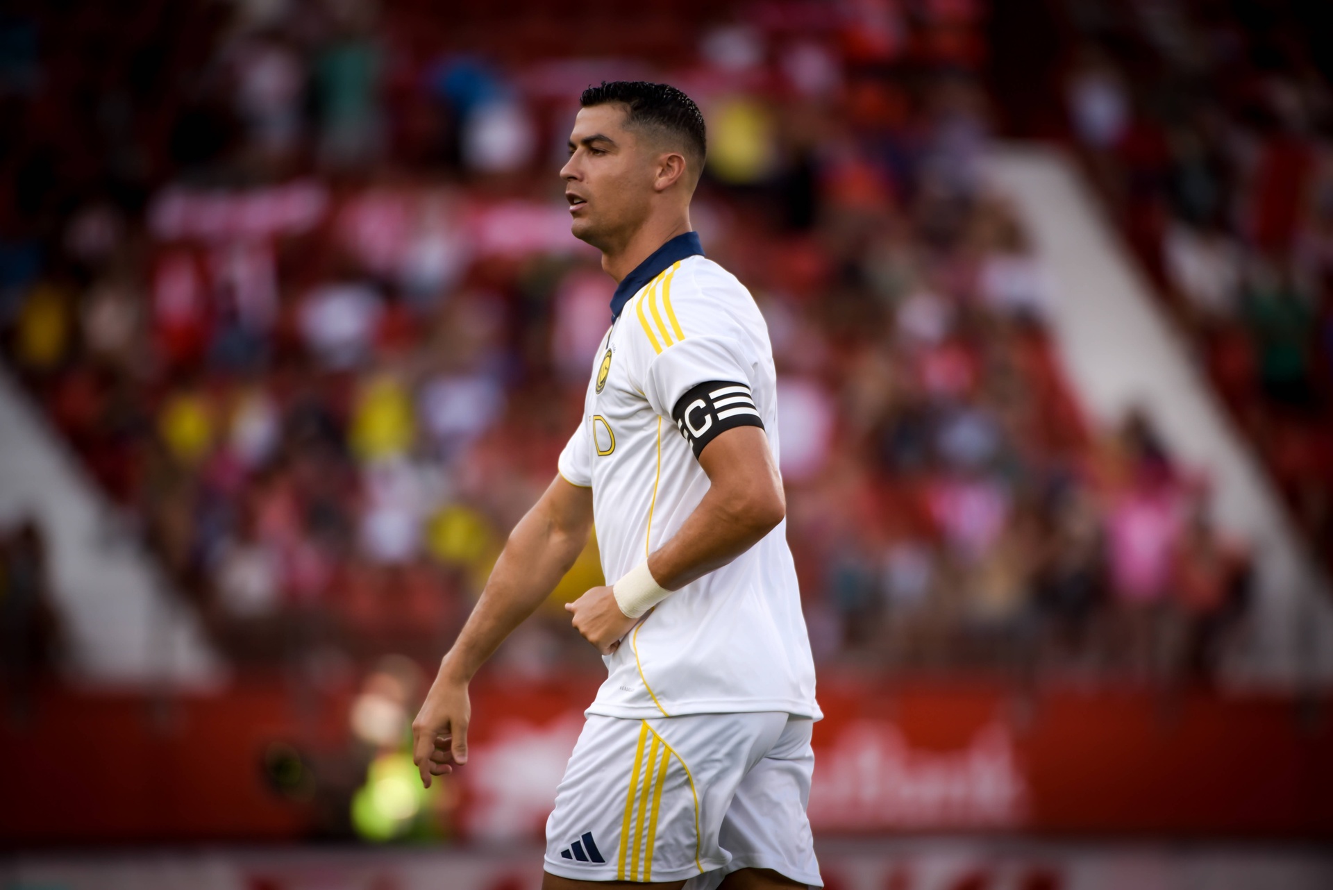 Ronaldo opuścił drużynę w przerwie meczu. Ujawniono przemilczany incydent