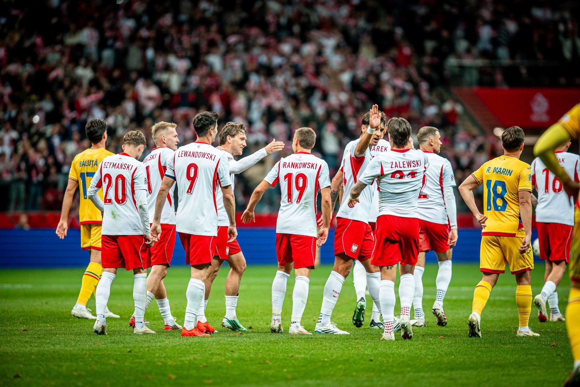 Najwięksi wygrani meczu z Rumunią. Dawno czegoś takiego nie widzieliśmy! "Chwalą go wszyscy, wszędzie"