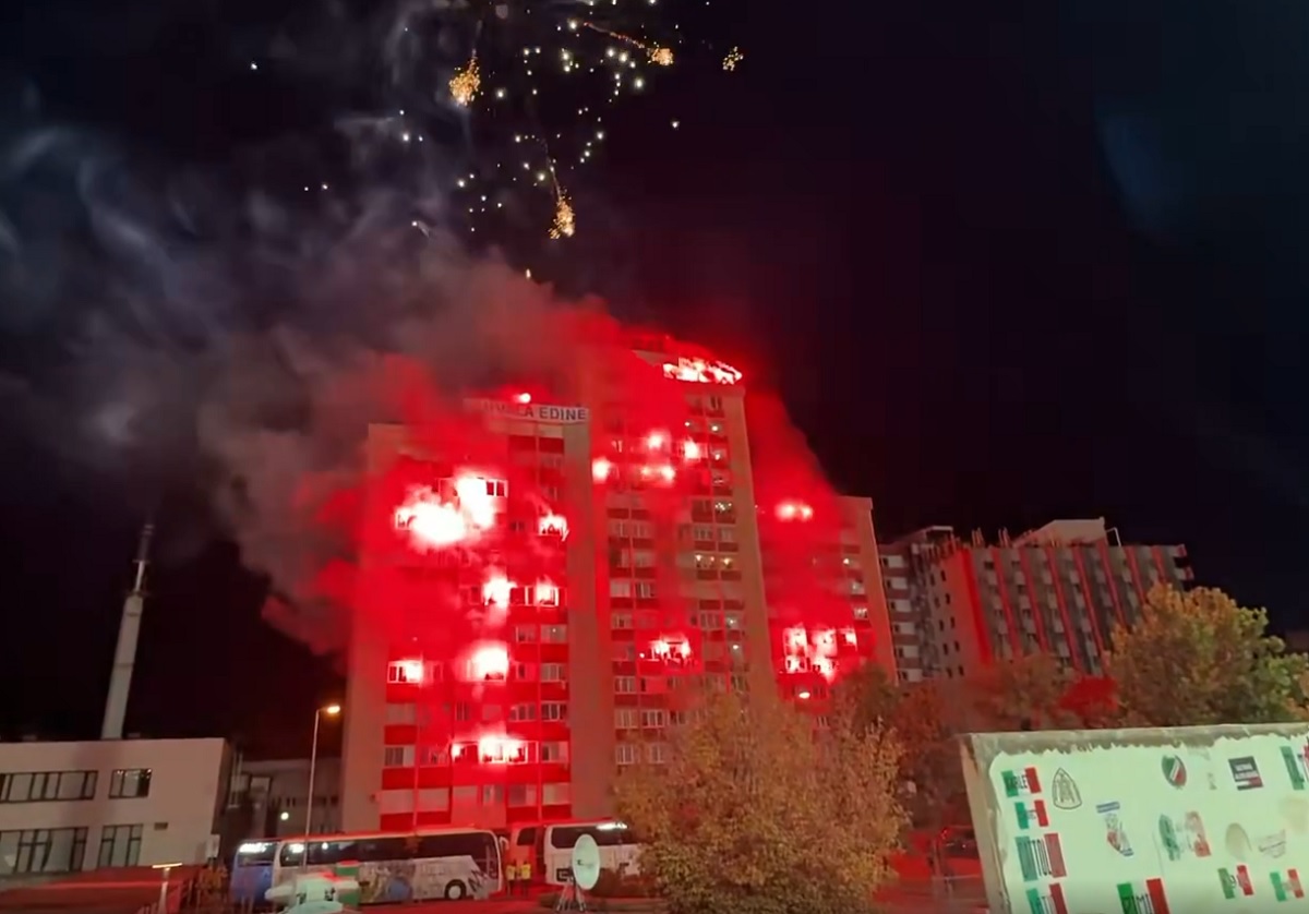Hołd dla legendy przed meczem z Polską. Kosmiczne obrazki [WIDEO]