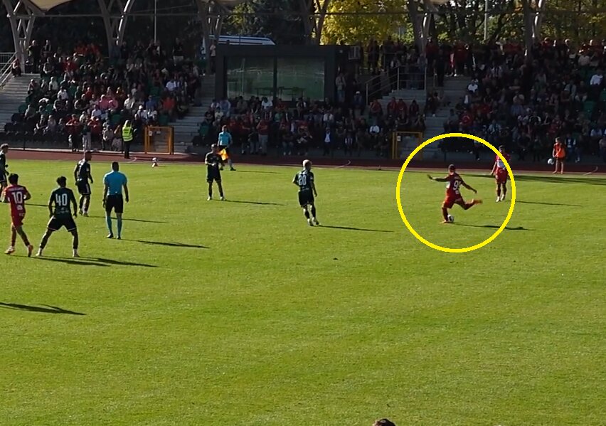 Wow! Spektakularny gol piłkarza Widzewa. "Matko i córko" [WIDEO]