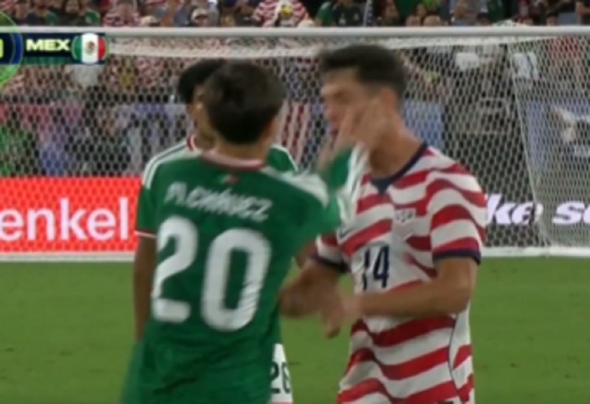 Stracił głowę podczas sparingu. Uczestnik mundialu dostał "z liścia" [WIDEO]