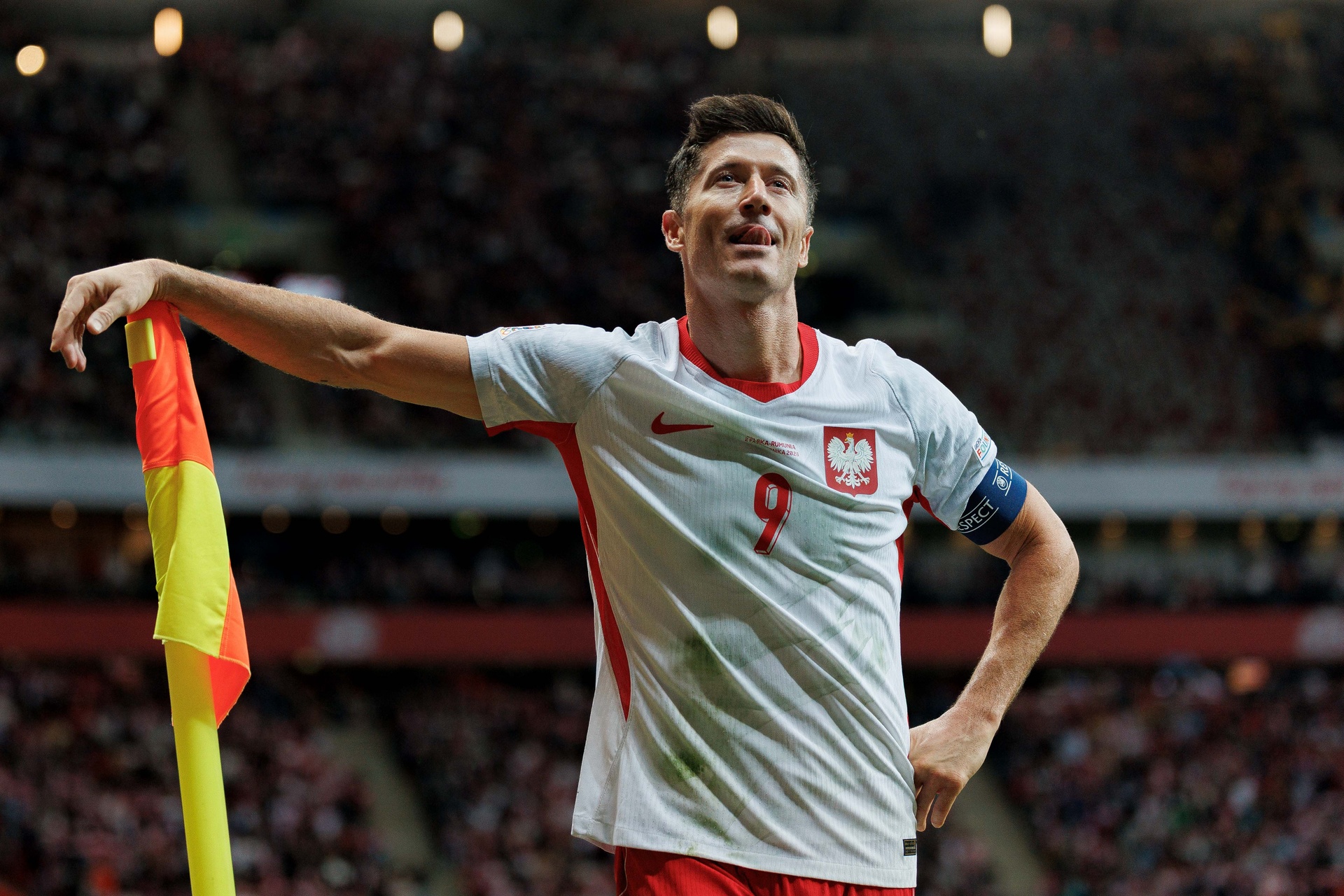 Lewandowski wprost o Złotej Piłce. "Trzymam za niego kciuki"