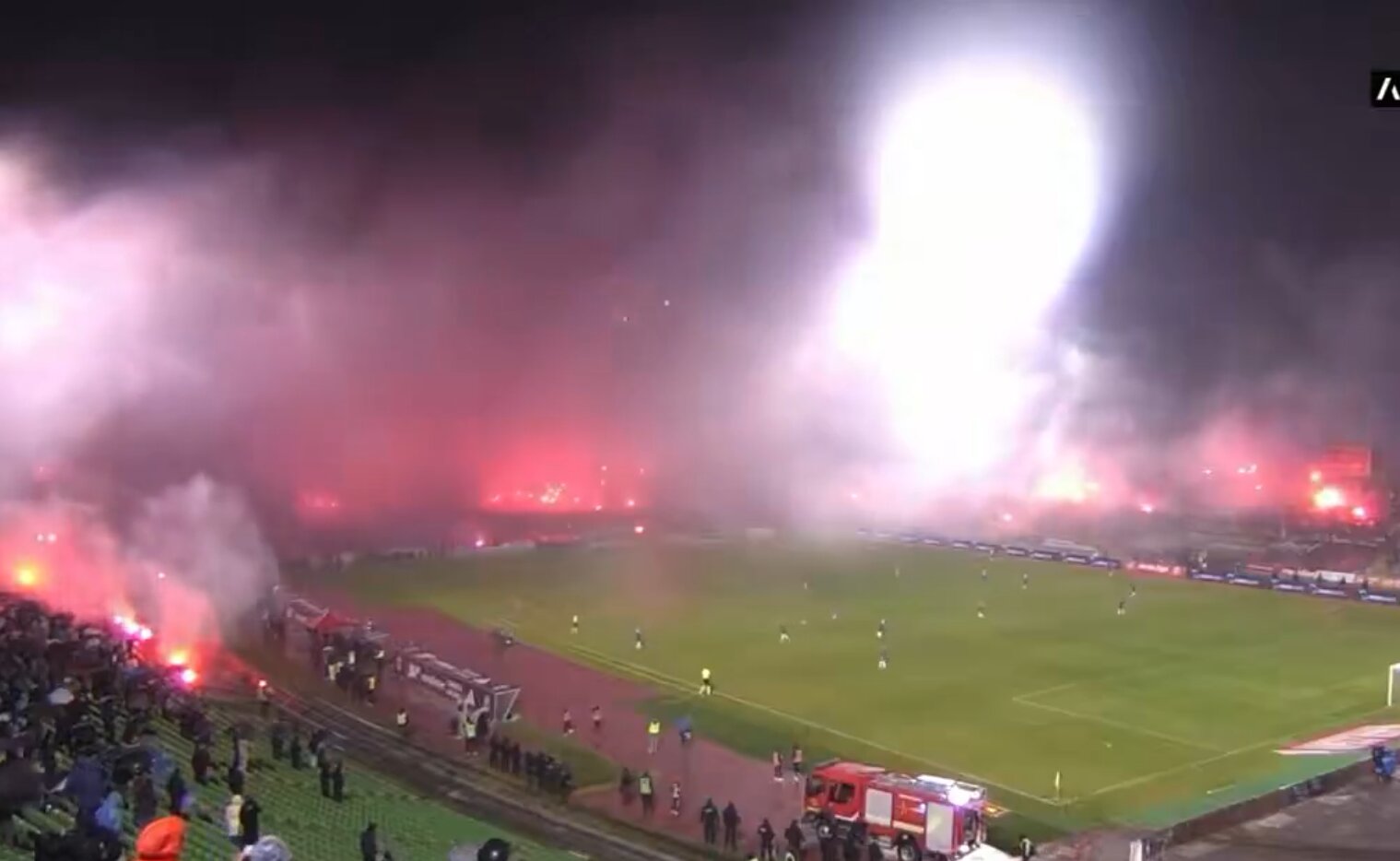 Stadion zapłonął, kibice dali istne show. Co za atmosfera [WIDEO]