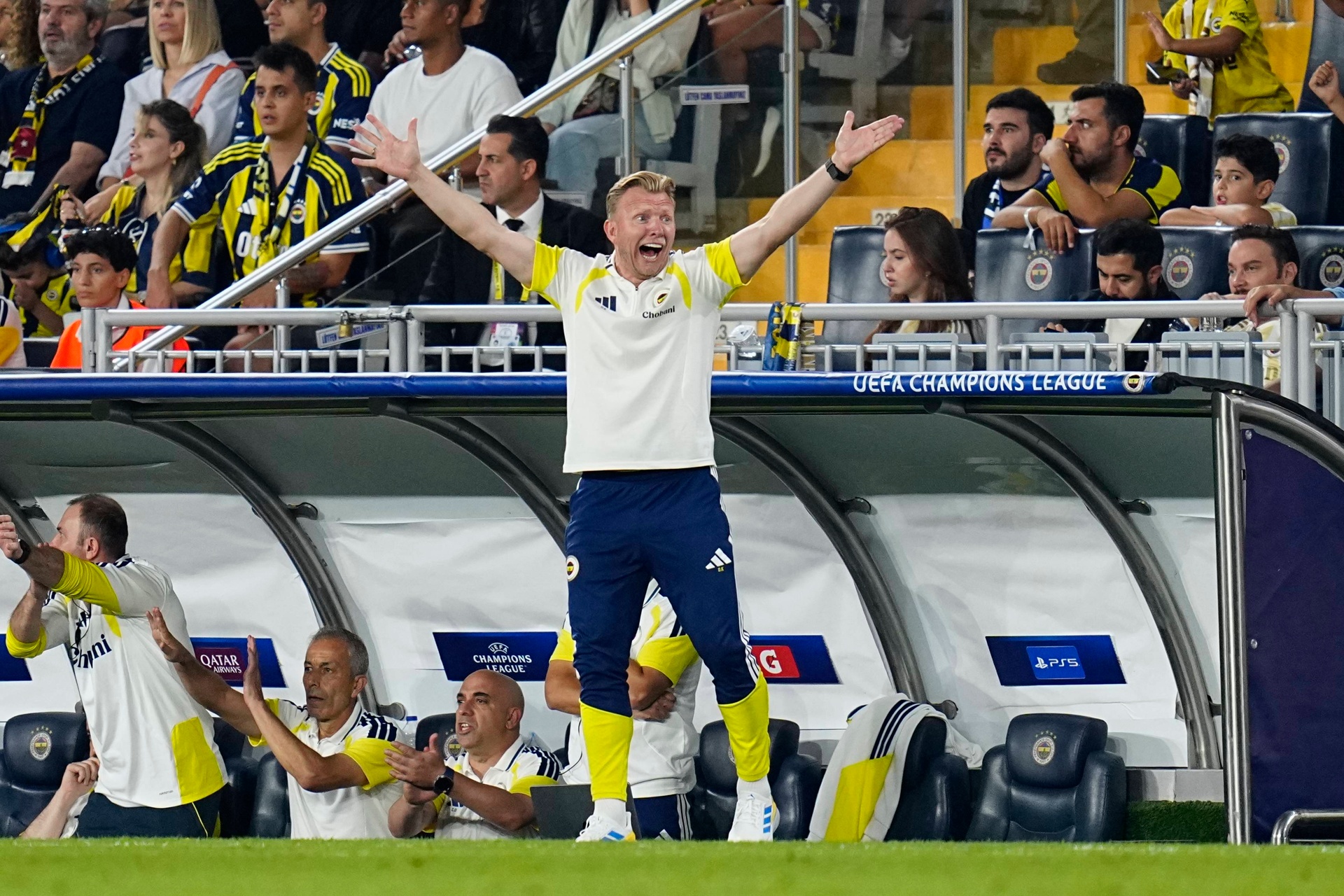 Zaskakujący wybór Fenerbahce. Oto nowy trener drużyny