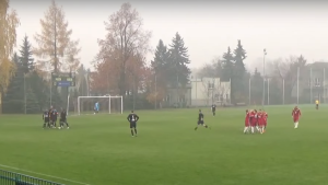 Sędziował po alkoholu i wypaczył wynik [video]