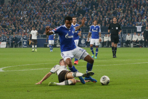 Schalke nie chce sprzedać Matipa