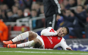 Arsenal chce jak najszybciej przedłużyć kontrakty z Sanchezem i Oezilem