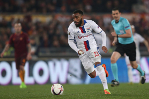 Alexandre Lacazette trafi do Manchesteru United?