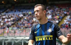 Inter szuka następców Perisicia. Chiesa i Di Maria na celowniku