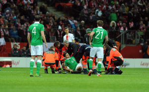 Irlandczyk po kontuzji w meczu z Polską wypada na kilka tygodni
