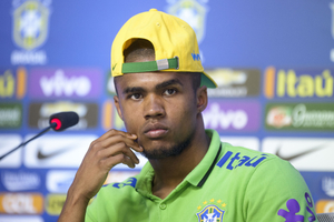OFICJALNIE: Douglas Costa wypożyczony do Juventusu Turyn