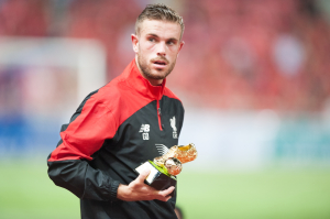 Jordan Henderson wznowił treningi na boisku