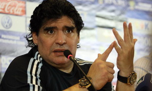 Diego Maradona zostanie ukarany za obrazę Donalda Trumpa?