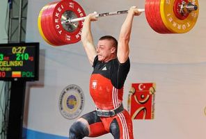 Podejrzany o doping Adrian Zieliński: Jestem czysty.. To spisek! Ktoś chciał zniszczyć polskich sztangistów