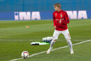 Martin Odegaard trafi do Rennes?