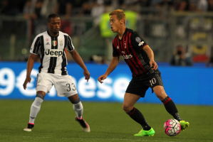 Tottenham zainteresowane Keisuke Hondą