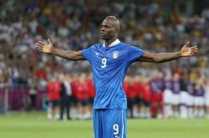 Balotelli wraca do reprezentacji Włoch. Napastnik otrzyma powołanie