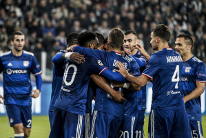 Olympique Lyon rozbił beniaminka, dwa gole Diaza i Fekira
