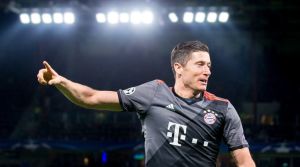 Bayern rozbił Lipsk w hicie Bundesligi. Gol i dobra gra Lewandowskiego [VIDEO]