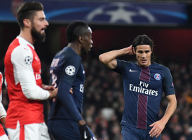 Cavani: Rozważałem powrót do Serie A. Czasem to kluby podejmują decyzje