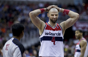 Porażka Wizards w Filadelfii, double-double Gortata