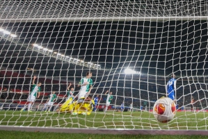 KRC Genk wyeliminował KAA Gent