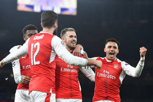 Fantastyczne widowisko w Londynie! Arsenal w pięć minut strzelił trzy bramki!