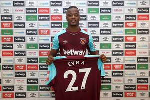 Patrice Evra został piłkarzem West Ham United