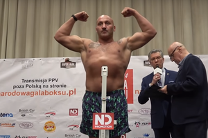 Narodowa Gala Boksu w Warszawie. Najman poddał walkę i został wygwizdany [VIDEO]