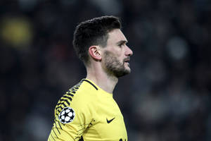 Lloris przeprasza za jazdę na podwójnym gazie. "Nie jest to przykład, który chcę dawać"
