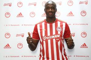 Yaya Toure rozstał się z Olympiakosem Pireus