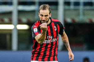Media: Higuain o krok od Chelsea. Możliwy debiut z Arsenalem