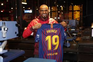 Boateng okradziony podczas meczu Barcelony. Piłkarz stracił ponad 300 tys. euro